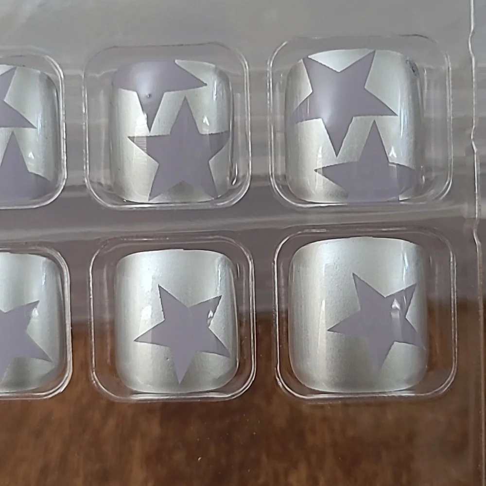 2/$16 Purple Stars & Silver Press on Toenails